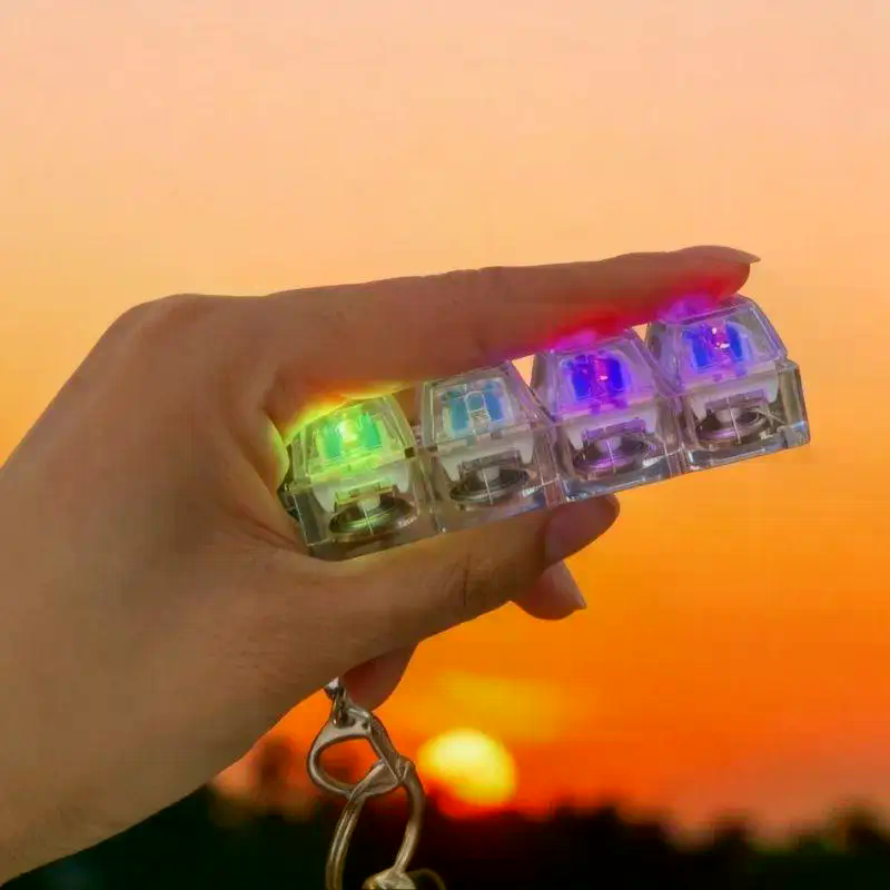 Porte-clés créatif lumineux an - Keyboard Switch Tester avis et prix